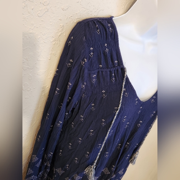 Lucky Brand Bohemian Blouse Navy Size Small ☆NWOT☆ - Picture 3 of 8